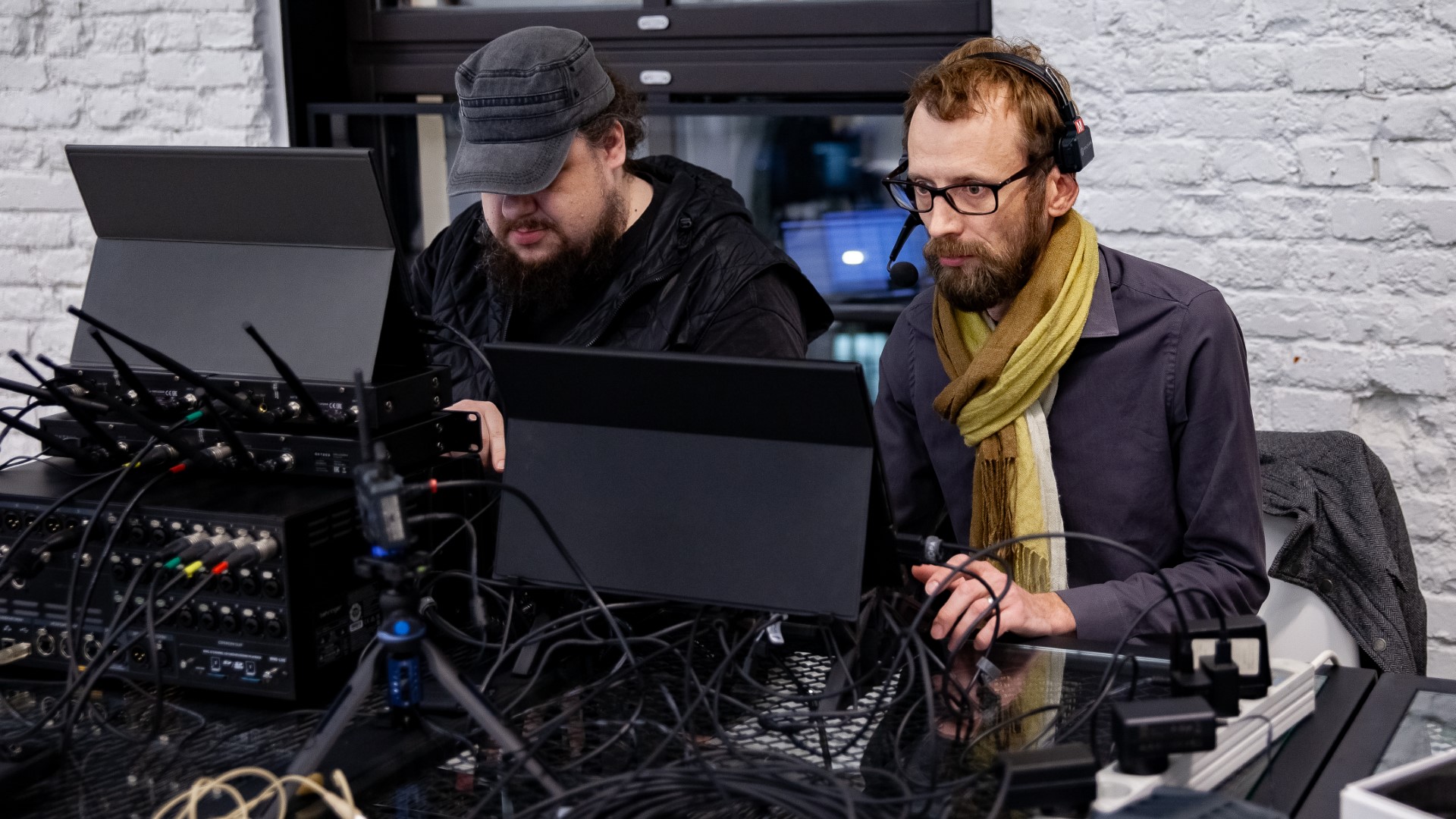 Командная работа в студии